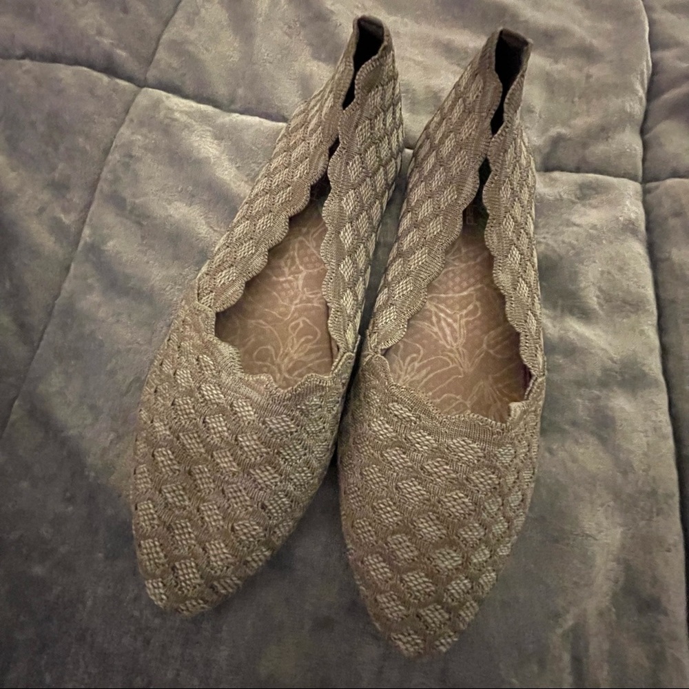 Sketchers Women’s Flats